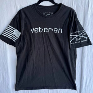 Black Grunt Style 'Veteran' Graphic Tee - Size L